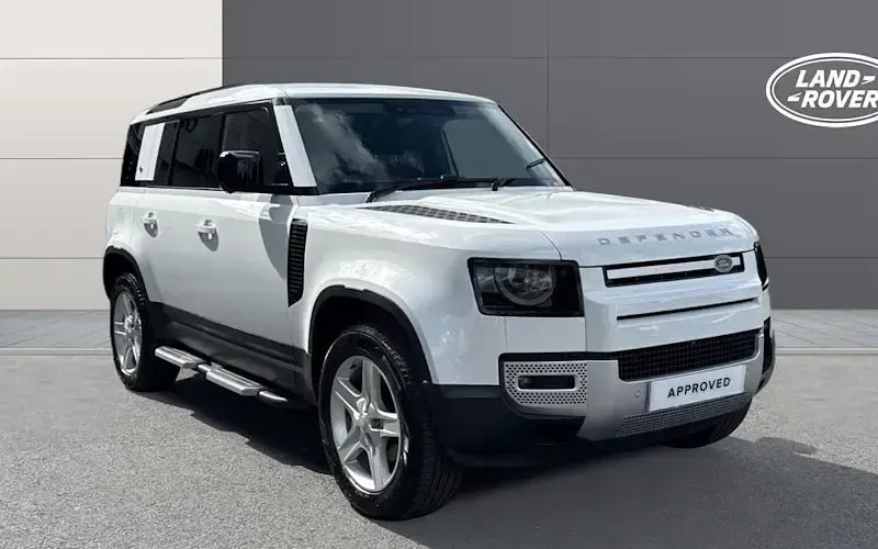 Used Land Rover Defender SE 249 HP (183 kW) 2023 SUV