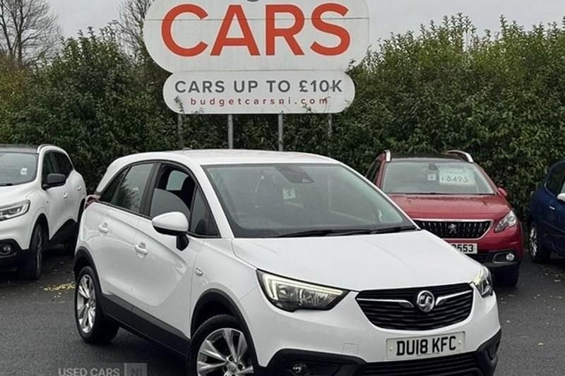 Used Vauxhall Crossland X 81 HP (59 kW) 2018 White SUV