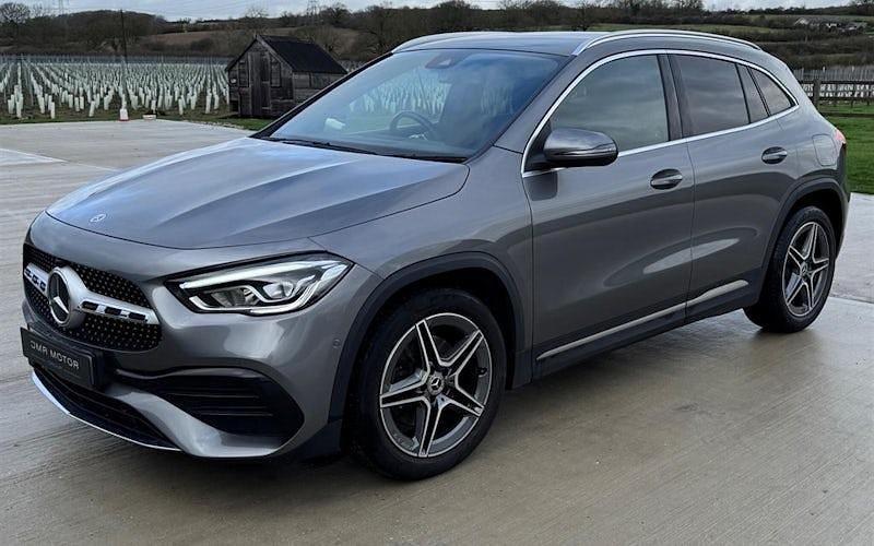 Used Mercedes GLA200 Executive 150 HP (110 kW) 2021 Grey SUV
