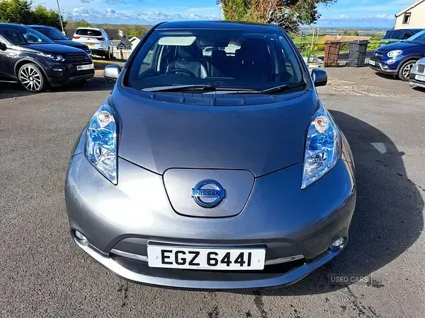 Used Nissan Leaf Tekna 80 kW (109 HP) 2017 Grey Hatchback