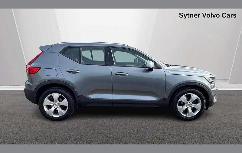 Used Volvo XC40 Momentum 154 HP (113 kW) 2019 Grey SUV