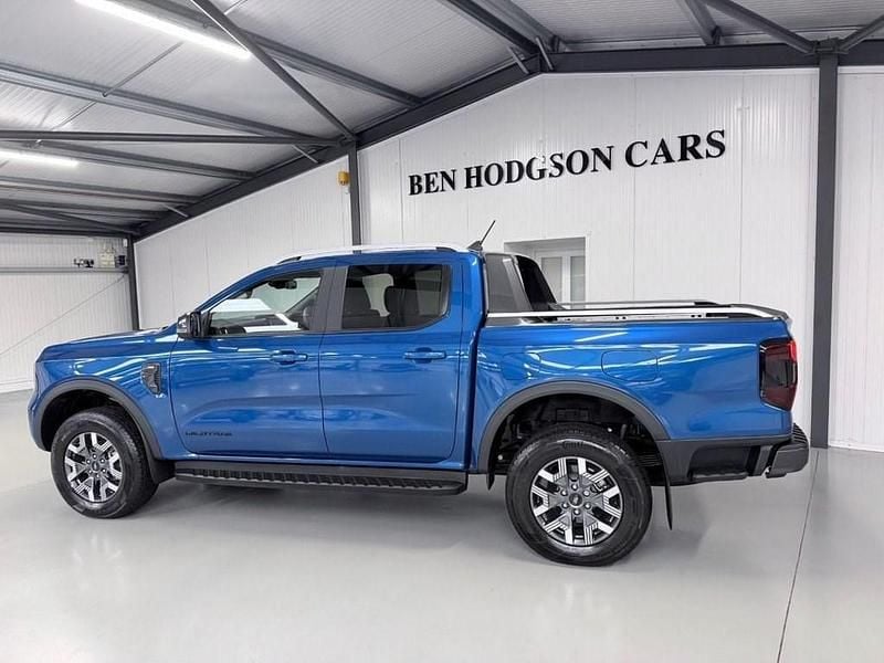 New Ford Ranger Wildtrack 281 HP (206 kW) 2026 Blue Pickup