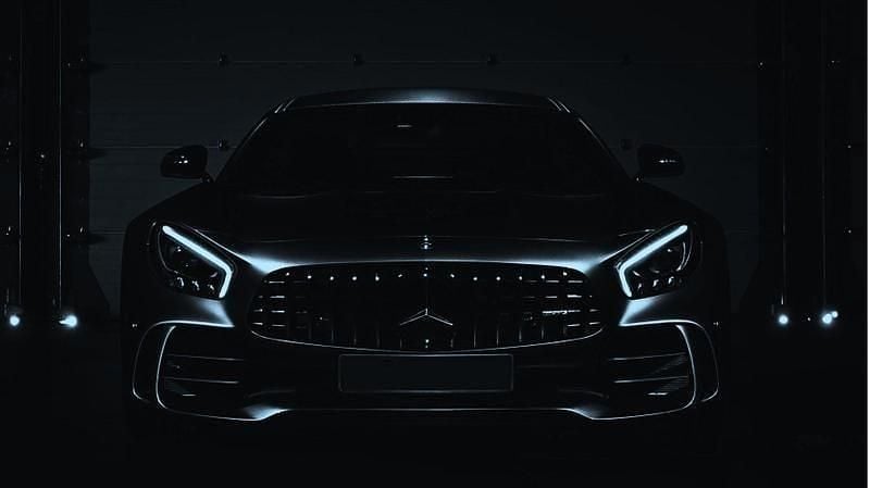 Mojave silver Used 2022 Mercedes GLC220 AMG line SUV | £30,790 (Fair price) - Image 1/3