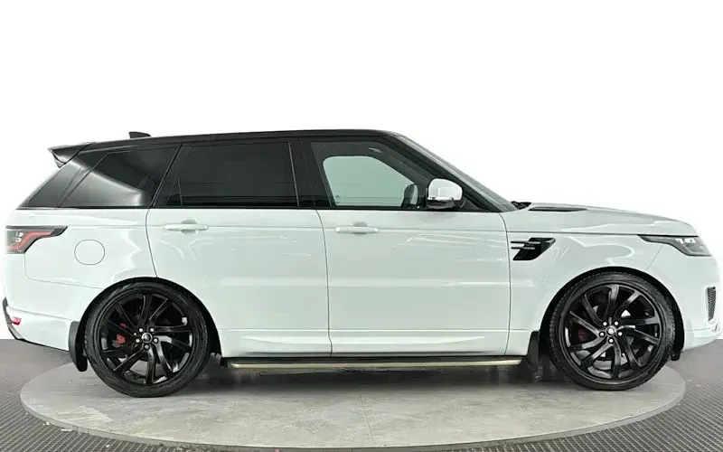 Used Land Rover Range Rover Sport HSE Dynamic 306 HP (225 kW) 2019 White SUV