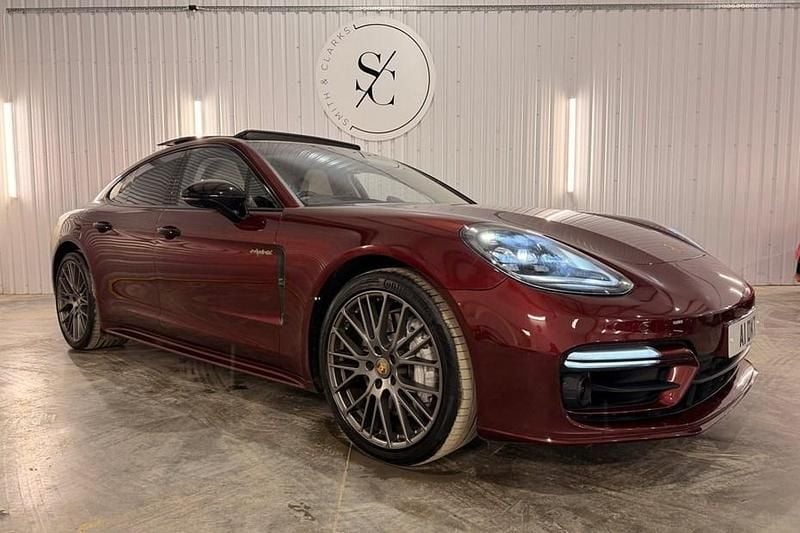 Used Porsche Panamera Platinum Edition 456 HP (335 kW) 2023