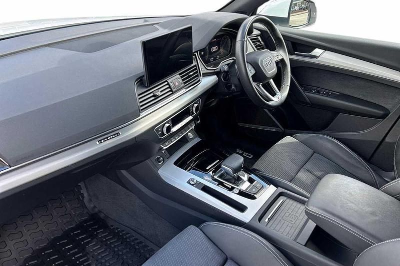 Used Audi Q5 S-Line 2024 White SUV