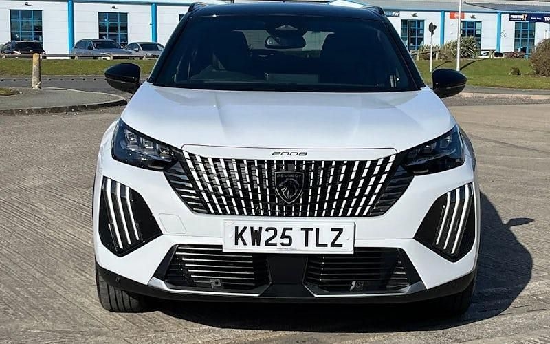 Used Peugeot 2008 GT 145 HP (106 kW) 2025 White SUV