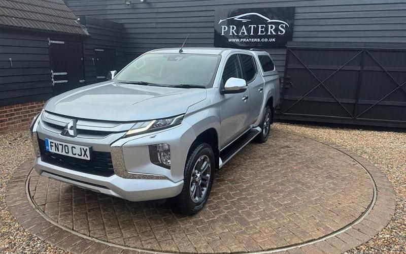 Usado Mitsubishi L200 150 HP (110 kW) 2019 Prateado Pickup