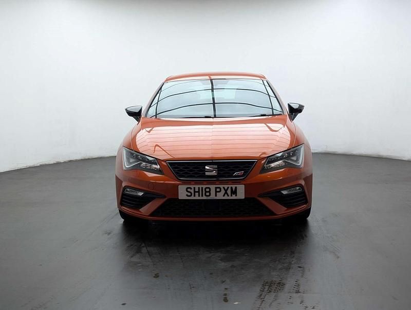Used Seat Leon CUPRA 300 HP (220 kW) 2018 Orange Hatchback