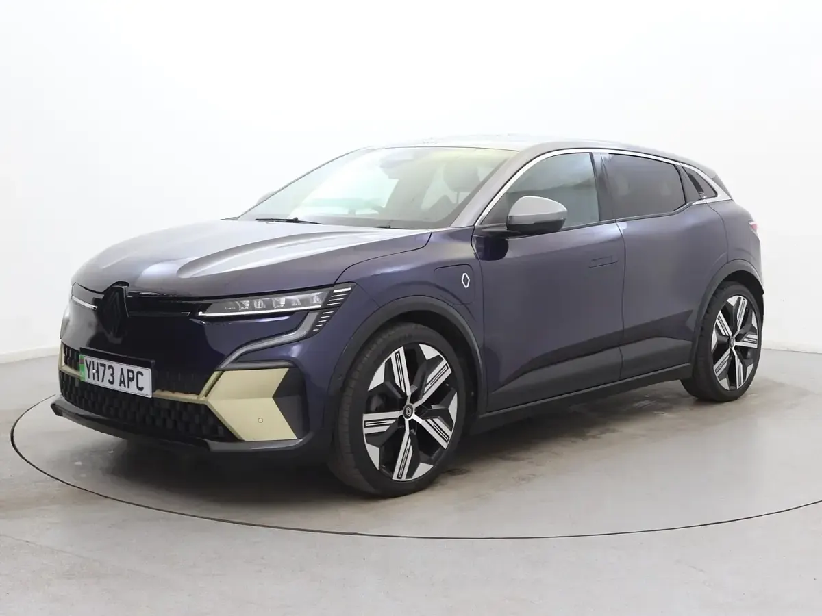 Used Renault Megane E-Tech Iconic 160 kW (218 HP) 2023 Blue/grey Hatchback