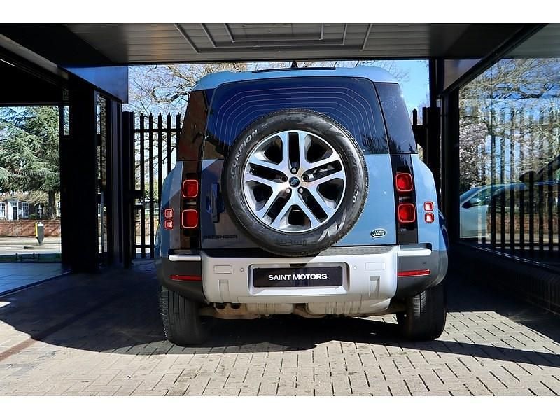 Used Land Rover Defender SE 200 HP (147 kW) 2021 Blue SUV