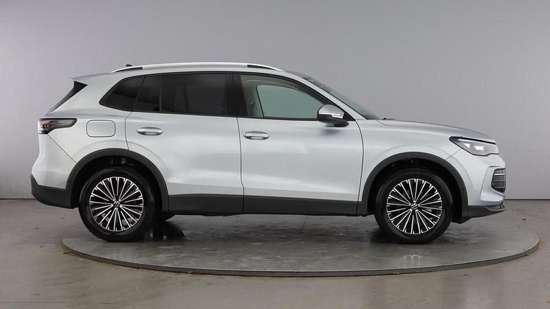 Used VW Tiguan Match 2025 Silver SUV