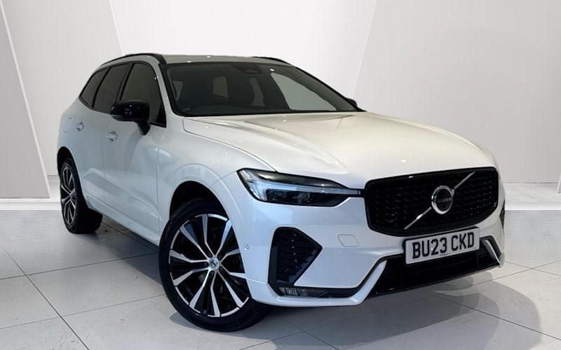 Used 2024 Volvo XC60 Plus SUV | £32,640 (Good price) - Image 1/4