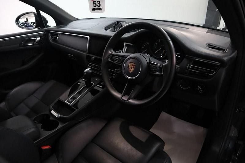 Used Porsche Macan 265 HP (194 kW) 2021 Grey SUV