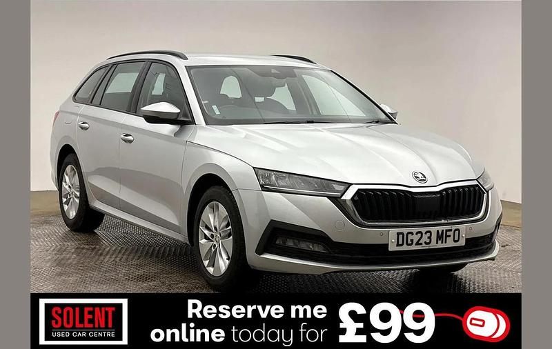 Used Skoda Octavia SE Technology 150 HP (110 kW) 2023 Silver Estate