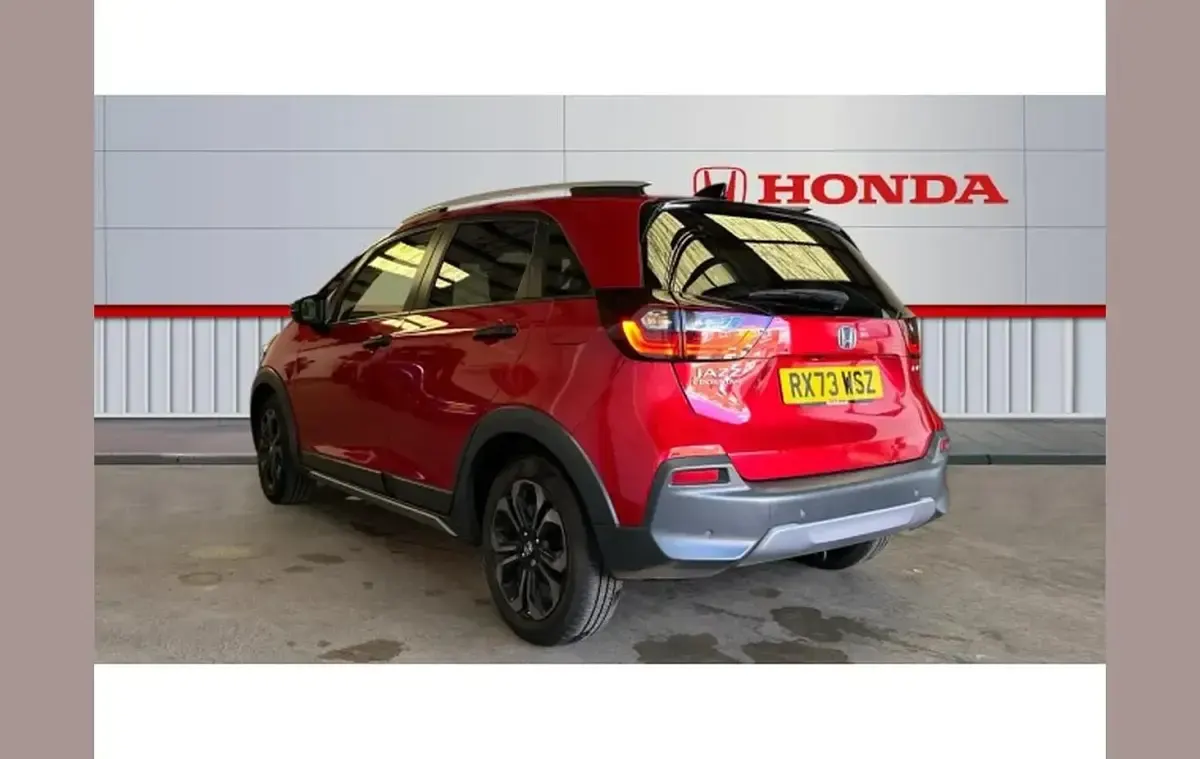 Used Honda Jazz Advance 120 HP (88 kW) 2023 Red Hatchback