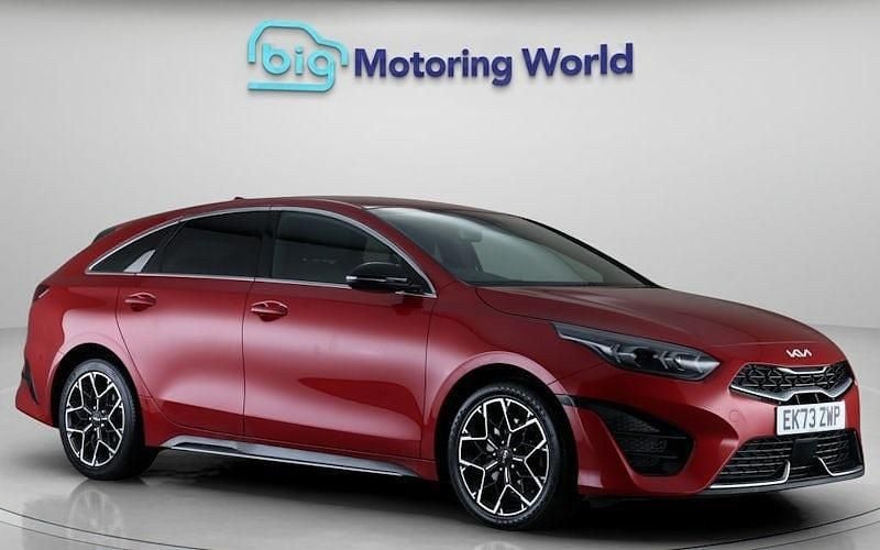 Used 2023 Kia ProCeed GT-Line Hatchback | £17,000 (Fair price) - Image 1/4
