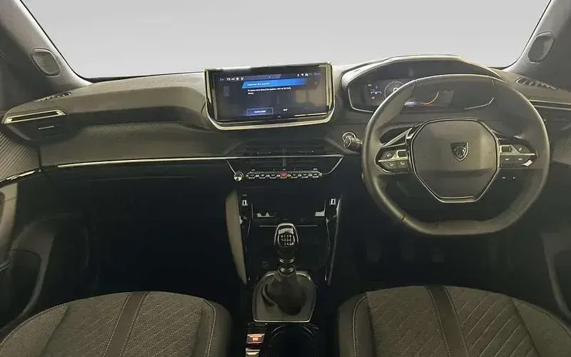 Used Peugeot 2008 Allure 131 HP (96 kW) 2025 SUV