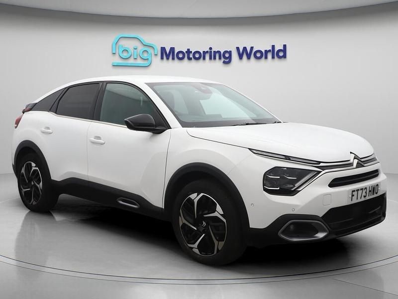 White Used 2023 Citroën C4 PureTech Hatchback | £13,200 (Fair price) - Image 1/4