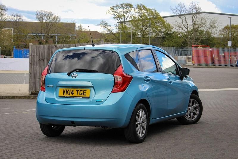 Used Nissan Note Acenta Premium 2014 Blue Hatchback