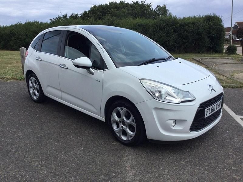 Used Citroën C3 Exclusive 2010 White Hatchback