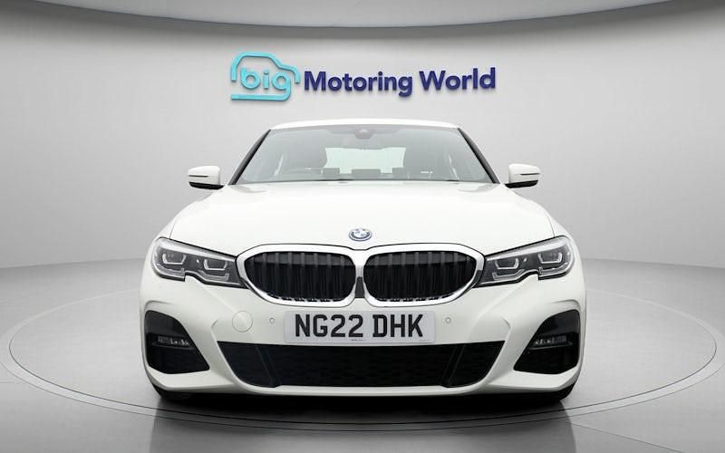 Used BMW 330e M Sport 292 HP (214 kW) 2022 White Sedan