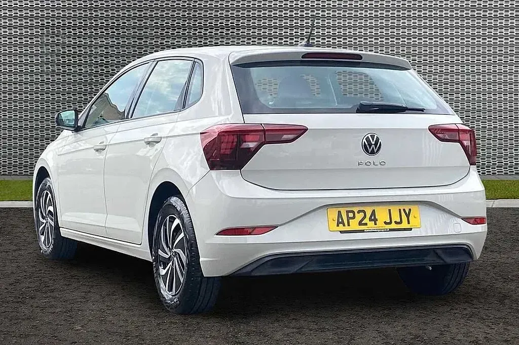 Used VW Polo 95 HP (69 kW) 2024 Hatchback