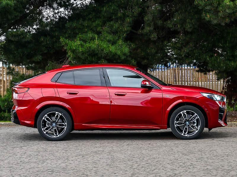 Used BMW iX2 M Sport 230 kW (313 HP) 2025 Red SUV