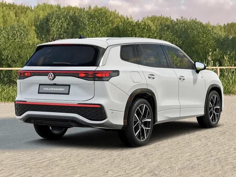 New VW Touran R-line 150 HP (110 kW) 2026 White MPV