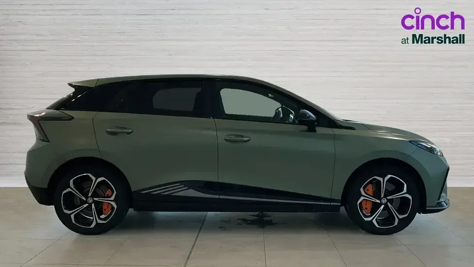 Used MG MG4 EV 319 kW (435 HP) 2024 Green Hatchback