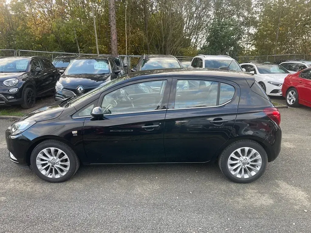 Used Vauxhall Corsa 89 HP (65 kW) 2017 Black Hatchback
