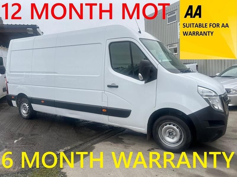 White Used 2022 Nissan Interstar Acenta Van | £10,495 (Fair price) - Image 1/4