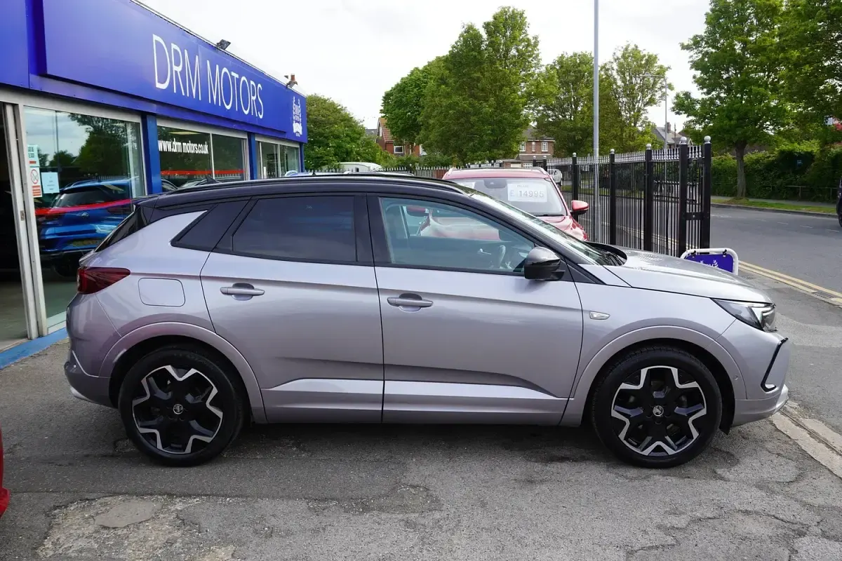 Used Vauxhall Grandland X Ultimate 130 HP (95 kW) 2023 Grey SUV