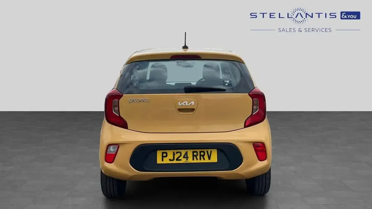 Used Kia Picanto 66 HP (48 kW) 2024 Yellow Hatchback