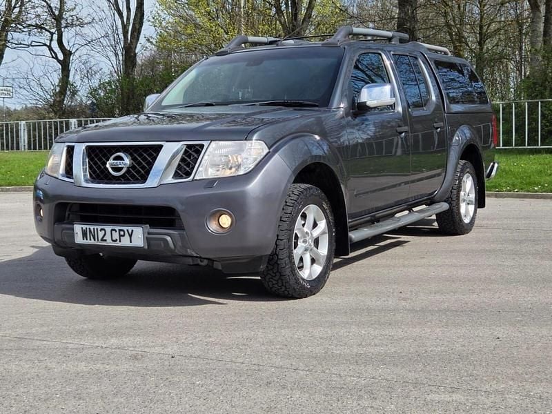 Used Nissan Navara Tekna 2012 Grey Pickup