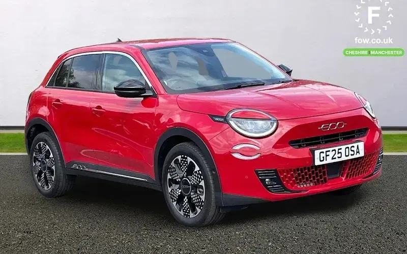 Used Fiat 600 La Prima 136 HP (100 kW) 2025 SUV