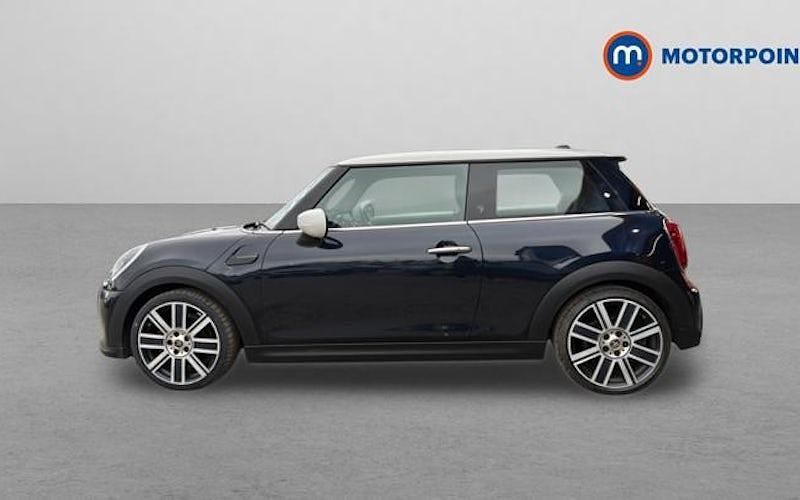 Used Mini Cooper Exclusive 136 HP (100 kW) 2021 Blue/black Hatchback