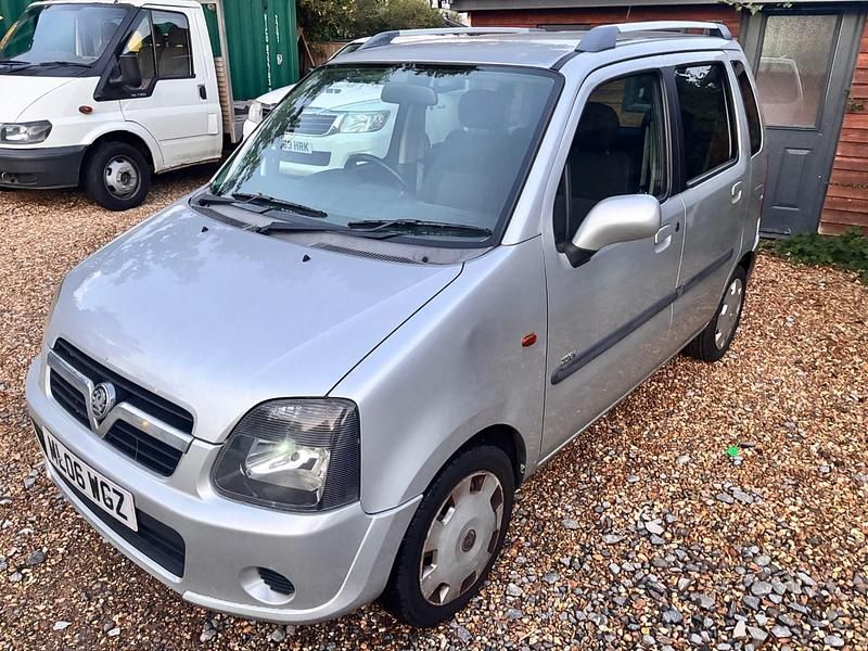 Silver Used 2006 Vauxhall Agila Design Edition Hatchback | £995 (Super price) - Image 1/4