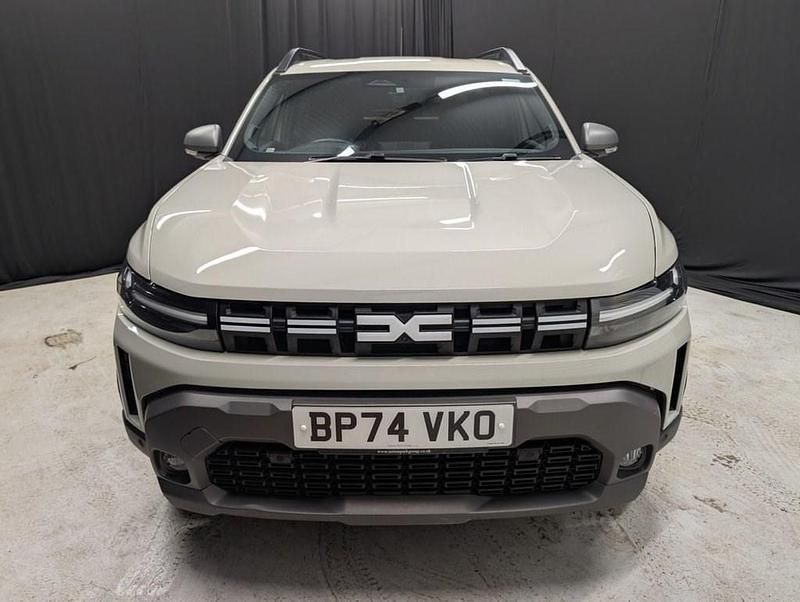 Begagnad Dacia Duster Journey 140 HK (102 kW) 2025 Beige SUV