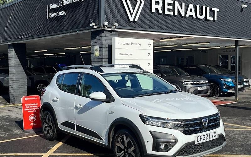 White Used 2022 Dacia Sandero Prestige Hatchback | £11,980 (Good price) - Image 1/3