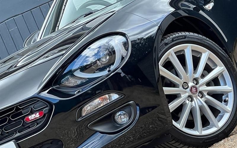 Used Fiat 124 Spider Lusso Plus 140 HP (102 kW) 2017 Cabriolet