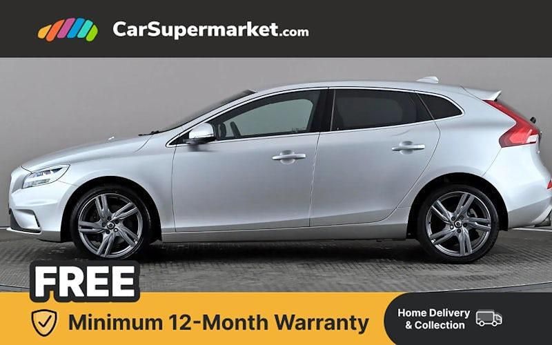 Used Volvo V40 R-Design Pro 150 HP (110 kW) 2019 Hatchback