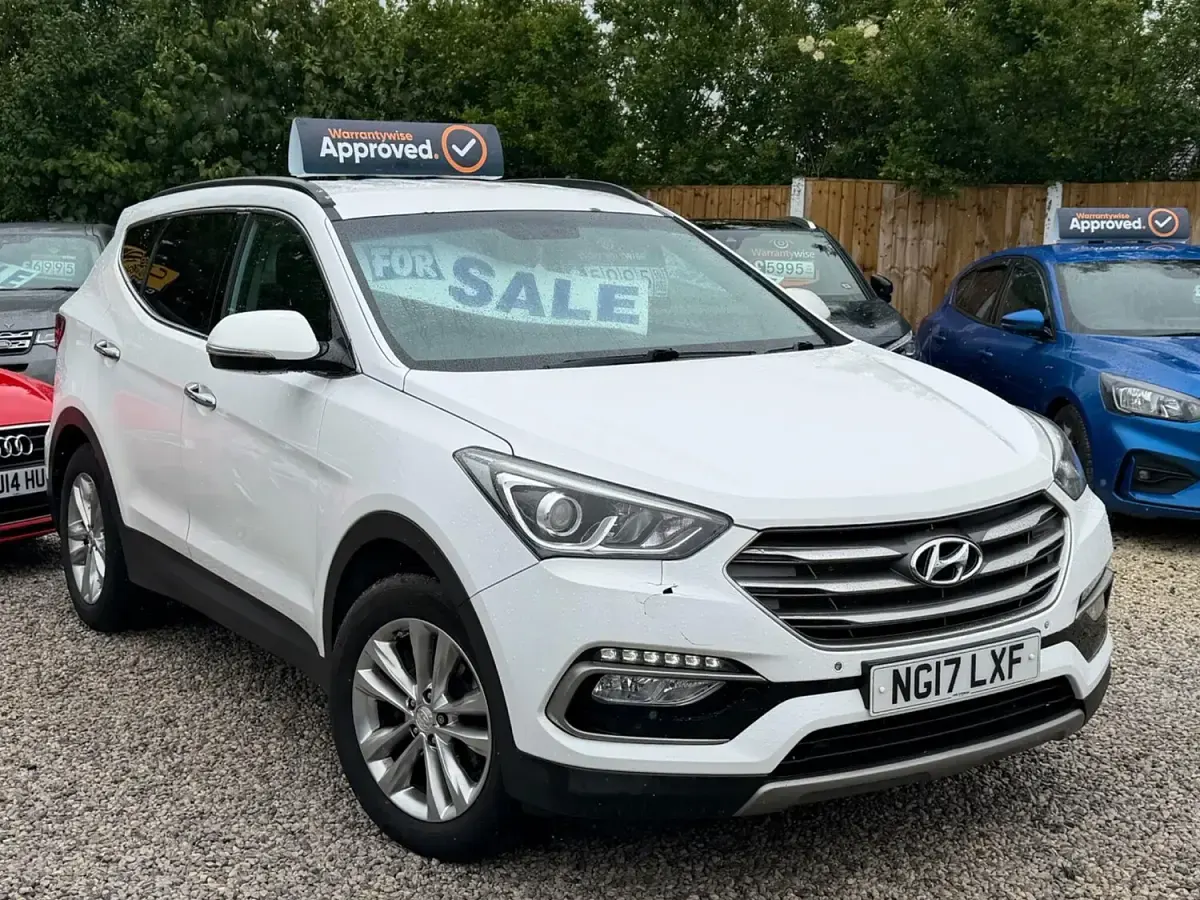 Used Hyundai Santa Fe Premium 200 HP (147 kW) 2017 White SUV