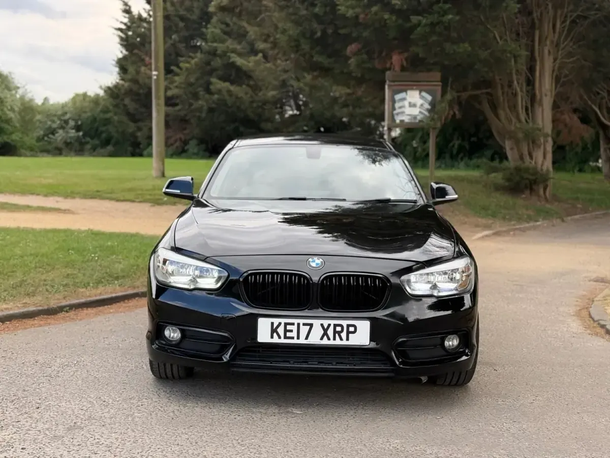 Używany BMW 118 2017 Czarny Hatchback