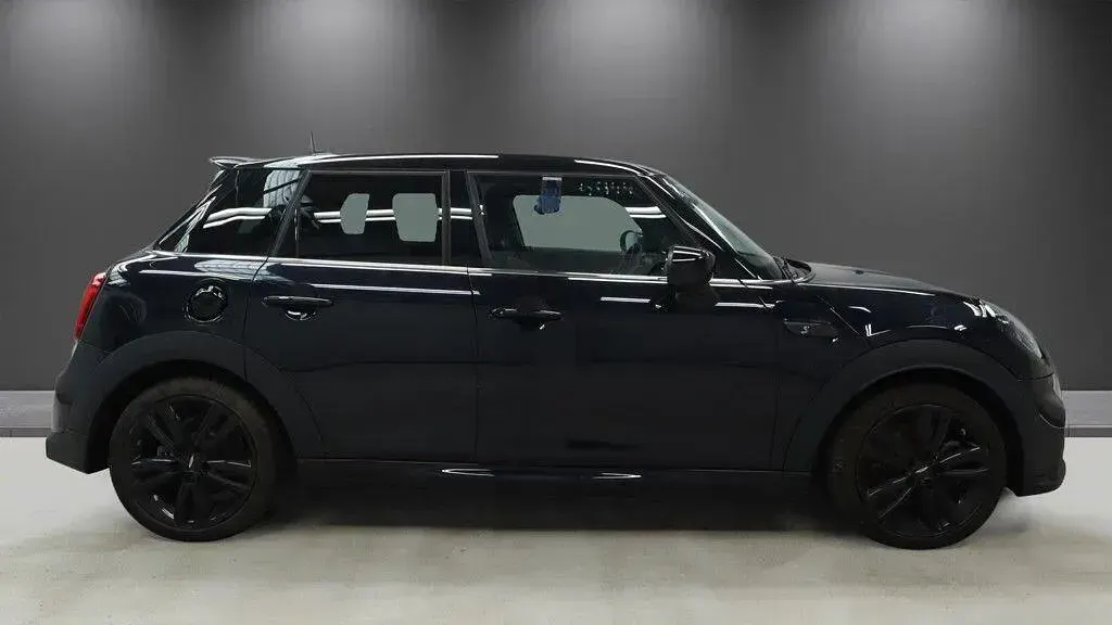 Used Mini Cooper S Hatch 178 HP (130 kW) 2022 Blue/black Hatchback
