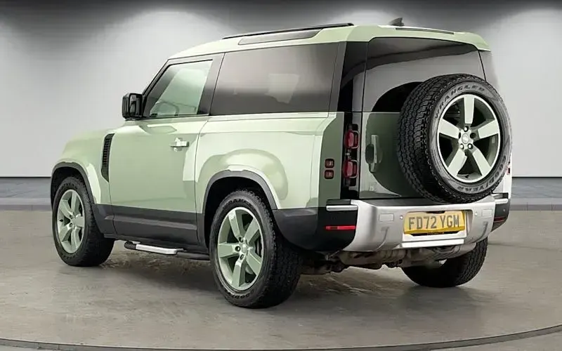 Used Land Rover Defender 75th Limited Edition 300 HP (220 kW) 2022 Grassmere green SUV