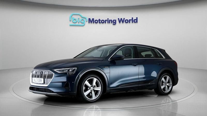 Used Audi e-tron 300 kW (408 HP) 2021 Blue SUV