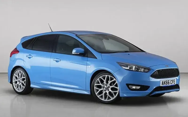 Used Ford Focus ST-Line 125 HP (91 kW) 2016 Hatchback