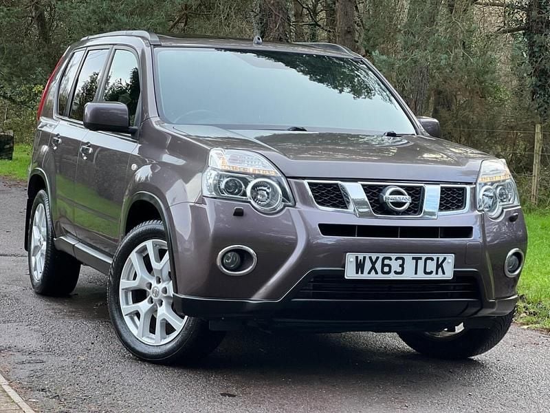 Beige Used 2013 Nissan X-Trail Tekna SUV | £10,499 (Expensive) - Image 1/3