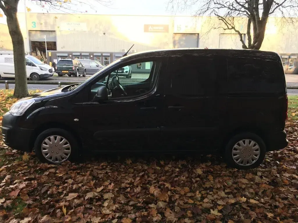 Used Citroën e-Berlingo 75 HP (55 kW) 2015 Black